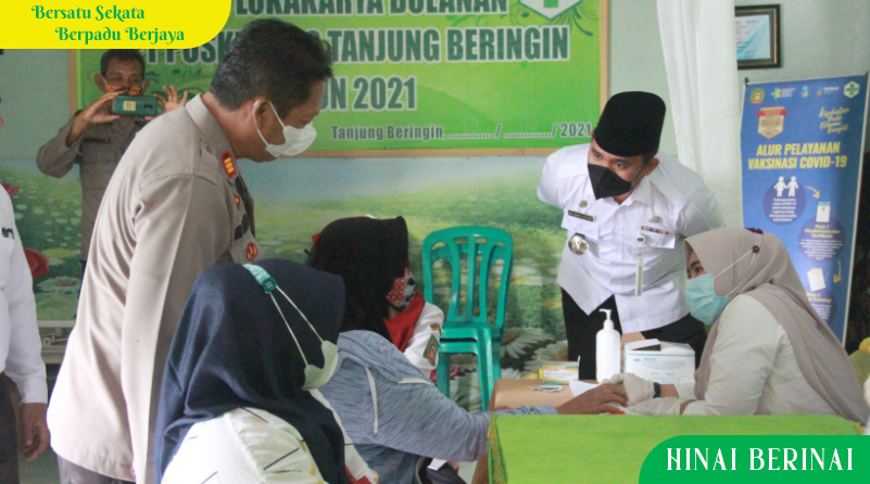 Camat Hinai Lakukan Monitoring Vaksinasi Kepada Lansia, Pra Lansia dan Umum di Puskesmas Tanjung Beringin
